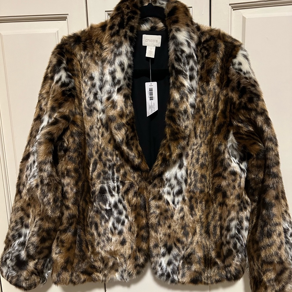 Chico’s Animal Faux Fur Leopard Print Jacket; Size 1 (US Size M/8)